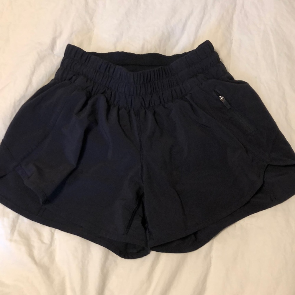 Lululemon tracker shorts